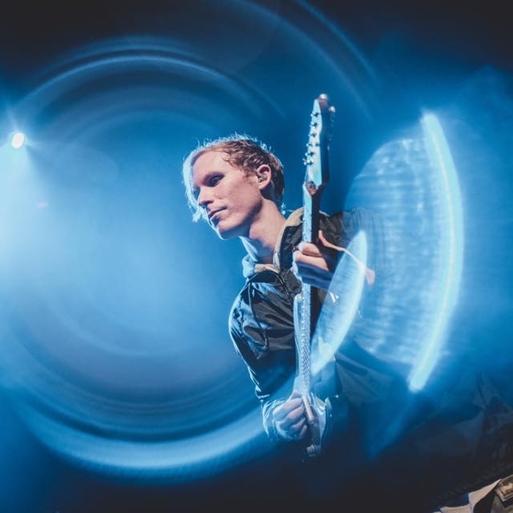 Meet your Posher, Thomas - Picture 1 of 1